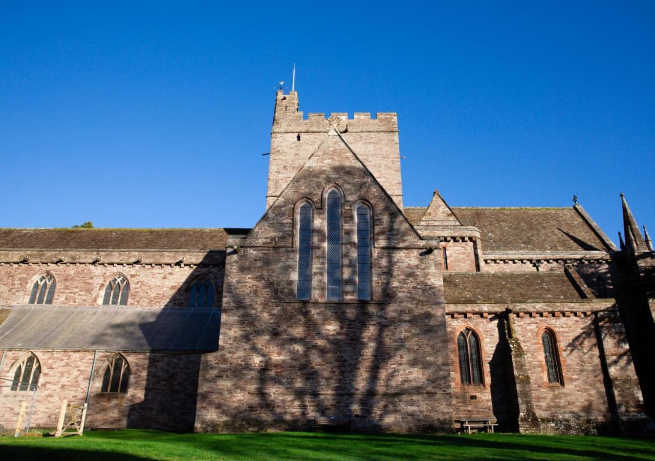 Castell Madoc Cottages Lower Chapel 外观 照片