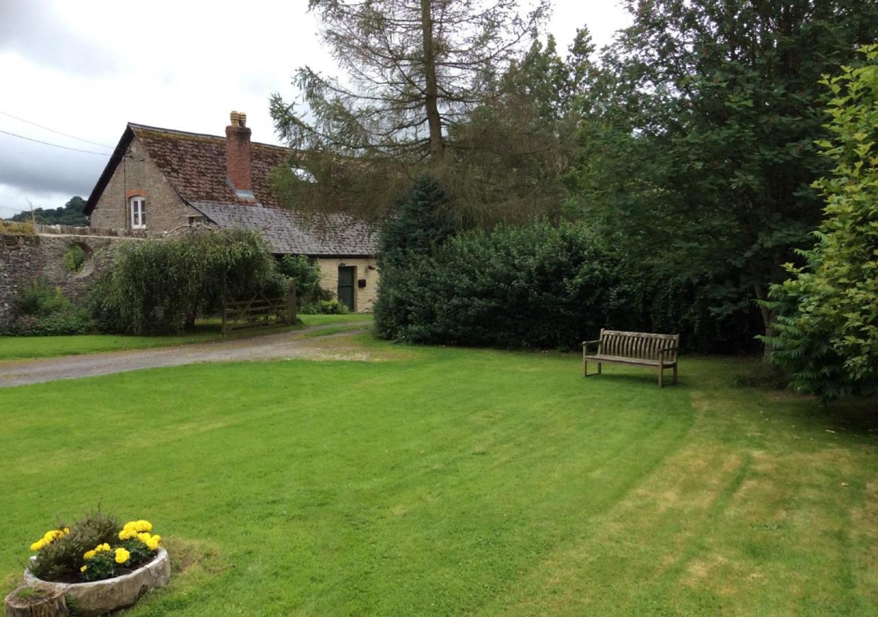 Castell Madoc Cottages Lower Chapel 外观 照片