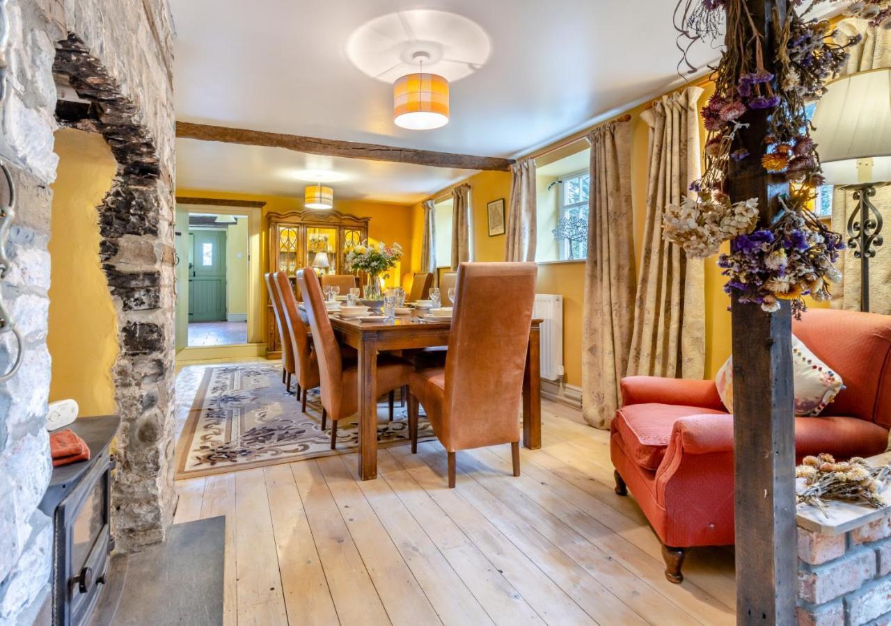 Castell Madoc Cottages Lower Chapel 外观 照片