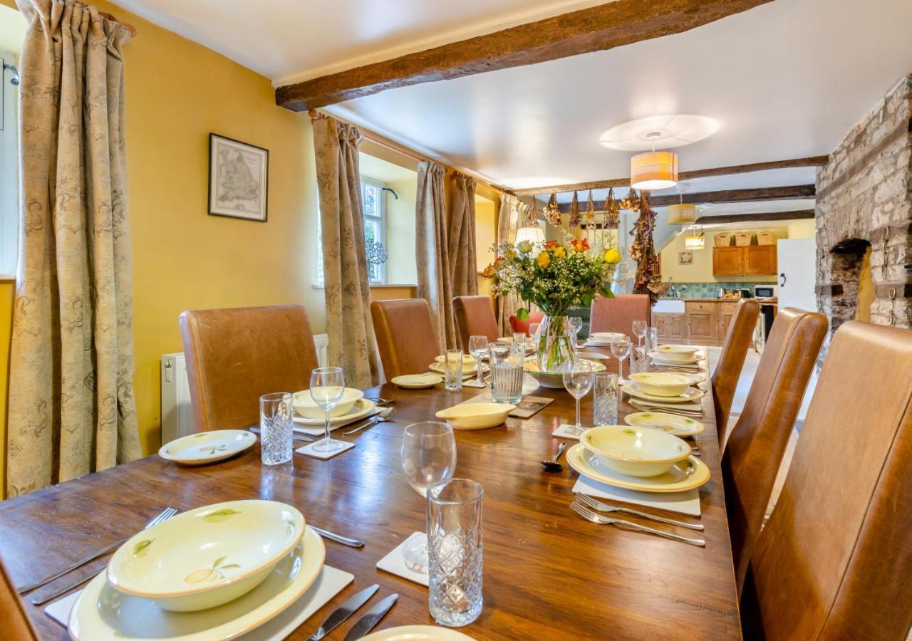 Castell Madoc Cottages Lower Chapel 外观 照片