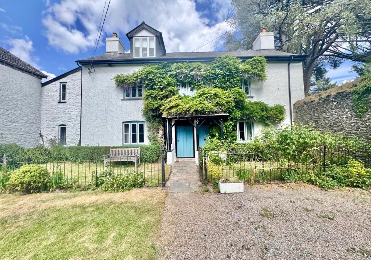 Castell Madoc Cottages Lower Chapel 外观 照片