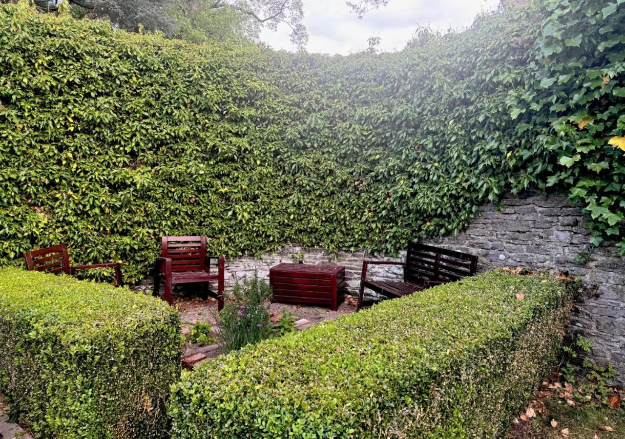 Castell Madoc Cottages Lower Chapel 外观 照片